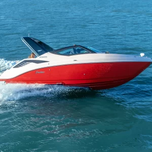 Lancha Focker 272 GTO em alto-mar